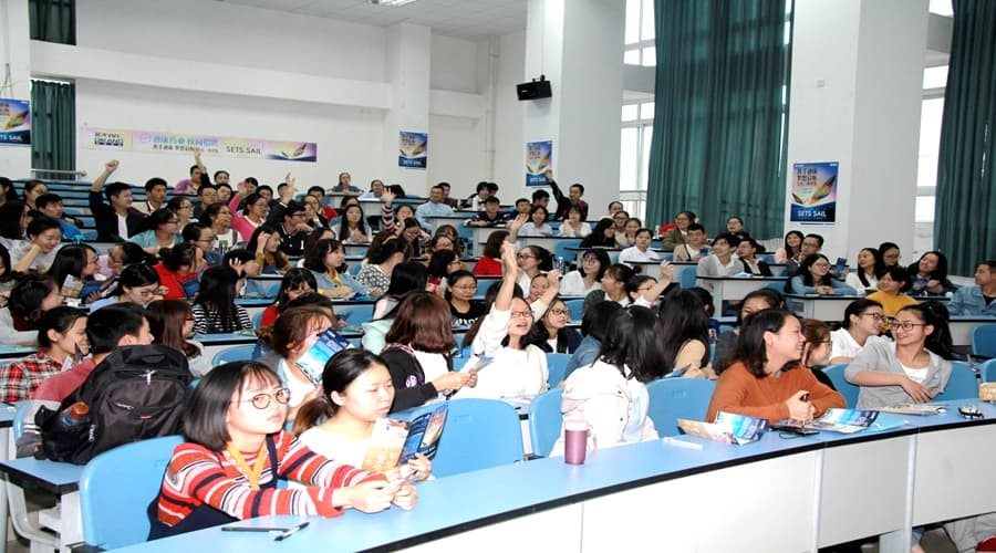 成都中医药大学 启程梦想——2017SA视讯药业校园招聘